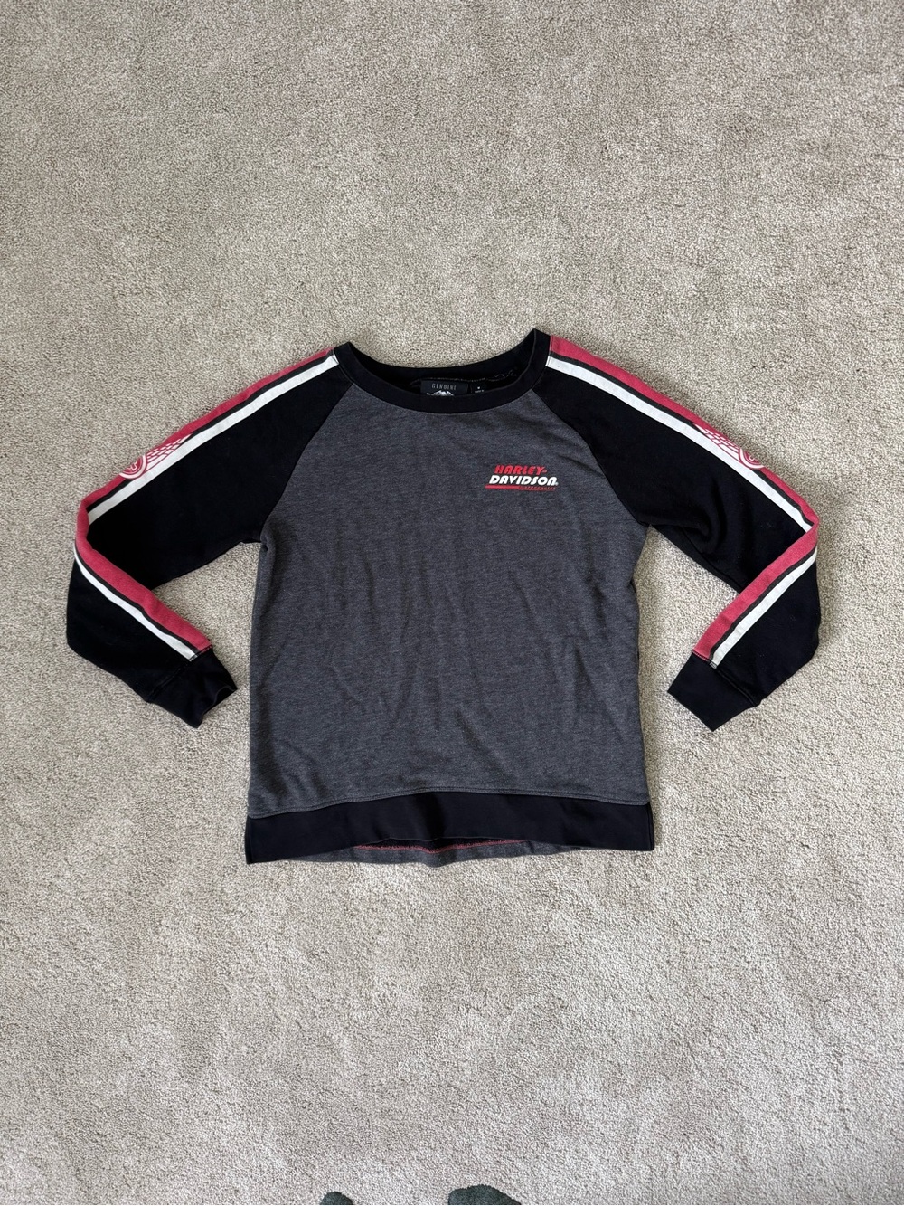 Harley-Davidson Gray & Black Long Sleeve Tee with Red Accents
